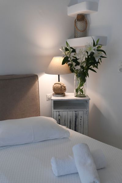 Τρίκλινο Δωμάτιο 3